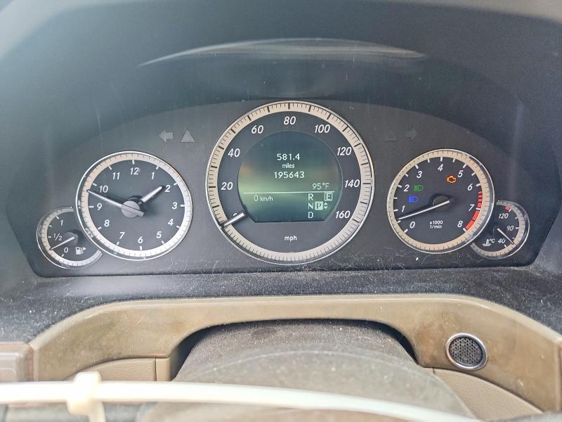 2011 Mercedes-benz E მანქანა იყიდება აუქციონზე, vin: WDDHH8HB3BA308220, აუქციონის ნომერი: 65415826