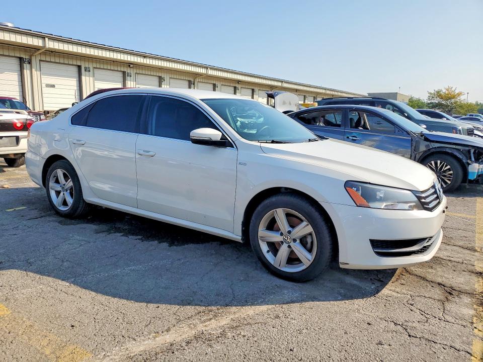 65559506 :رقم المزاد ، 1VWAT7A30EC039803 vin ، 2014 Volkswagen Passat مزاد بيع