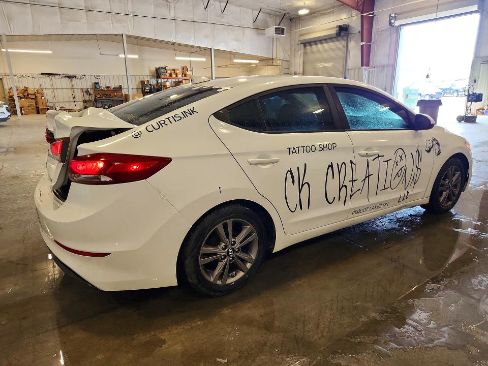 2017 Hyundai Elantra მანქანა იყიდება აუქციონზე, vin: 5NPD84LF2HH183515, აუქციონის ნომერი: 64646806