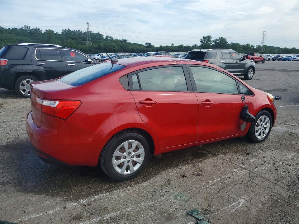 2013 Kia Rio მანქანა იყიდება აუქციონზე, vin: KNADM4A32D6121411, აუქციონის ნომერი: 65389916