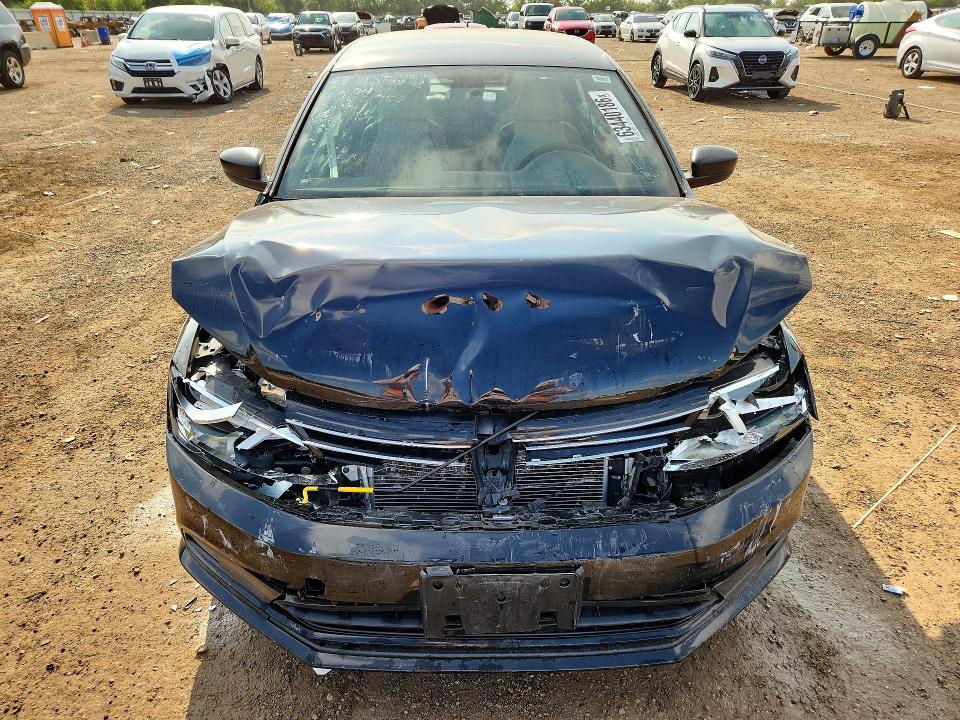 2015 Volkswagen Jetta მანქანა იყიდება აუქციონზე, vin: 3VWD17AJXFM221591, აუქციონის ნომერი: 63440186