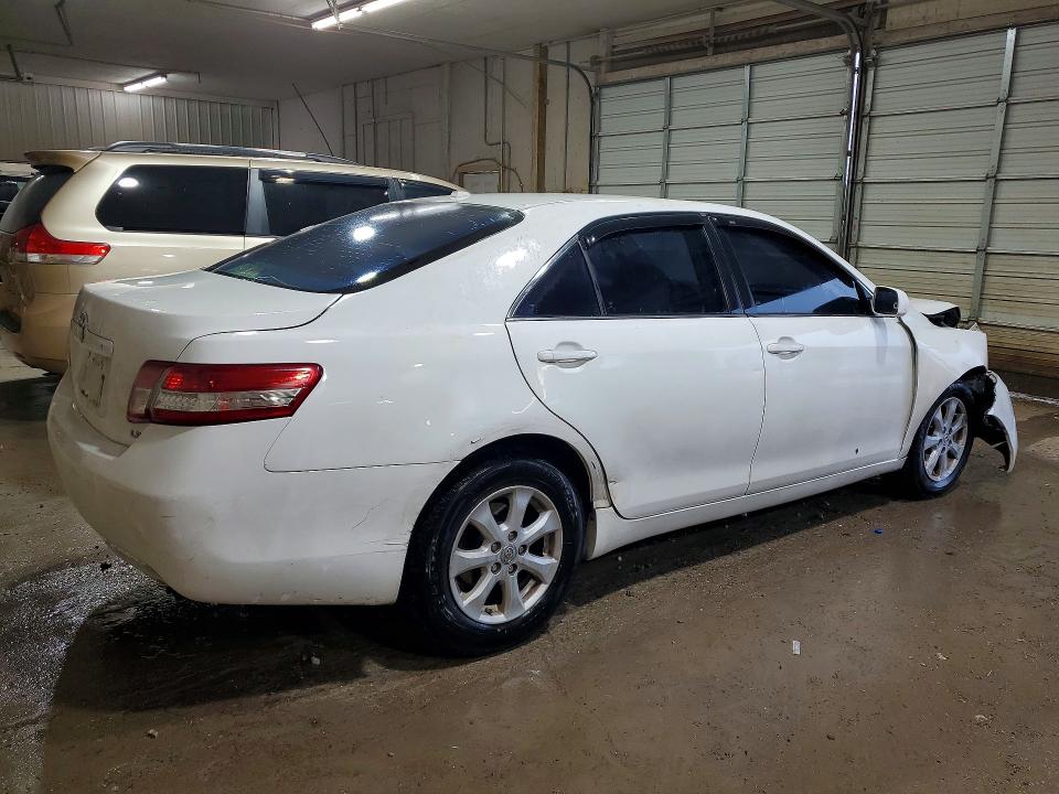 Продажа на аукционе авто 2011 Toyota Camry, vin: 4T1BF3EK7BU647442, номер лота: 65320556
