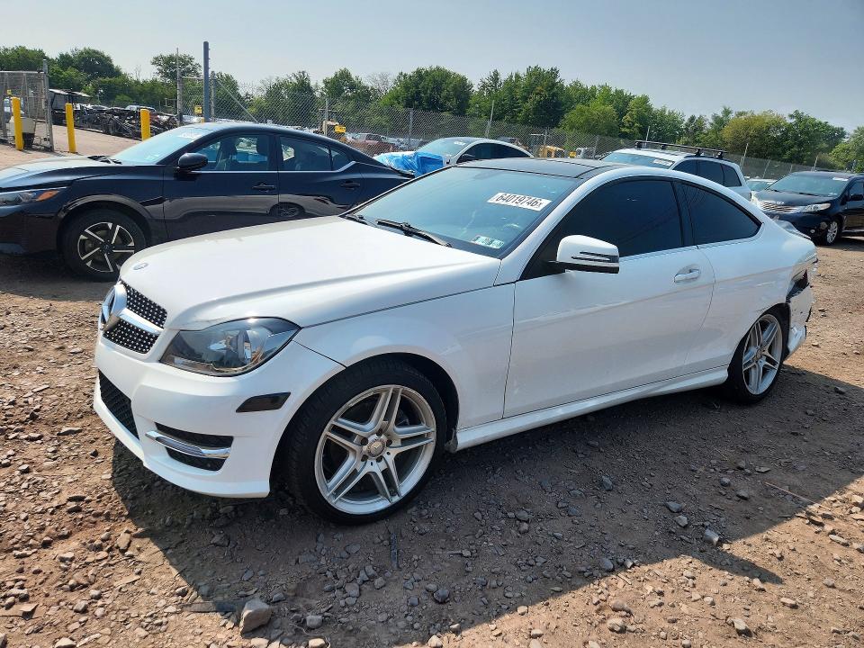 Продажа на аукционе авто 2013 Mercedes-benz C, vin: WDDGJ4HB2DF960874, номер лота: 64019746