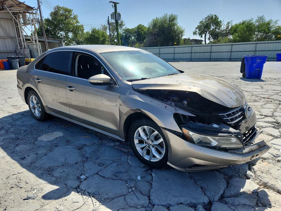 Продажа на аукционе авто 2016 Volkswagen Passat, vin: 1VWAT7A36GC030669, номер лота: 66060836