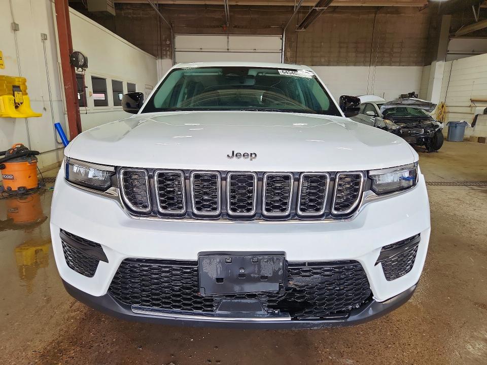 2023 Jeep Grand Cherokee მანქანა იყიდება აუქციონზე, vin: 1C4RJHAGXP8910023, აუქციონის ნომერი: 64540026