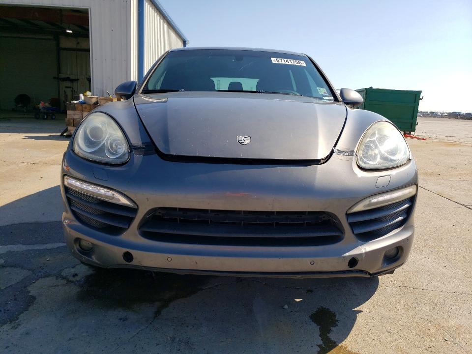 67141756 :رقم المزاد ، WP1AB2A21CLA40356 vin ، 2012 Porsche Cayenne مزاد بيع