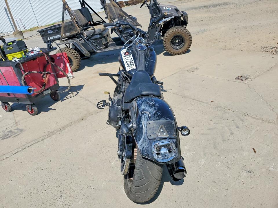 63917256 :رقم المزاد ، 1HD1YWK23MB056635 vin ، 2021 Harley-davidson Fxlrs مزاد بيع