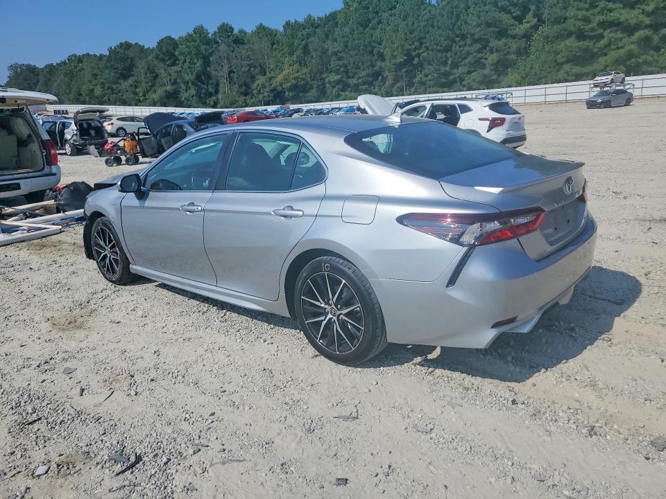 2021 Toyota Camry მანქანა იყიდება აუქციონზე, vin: 4T1G11AK3MU595762, აუქციონის ნომერი: 66628266