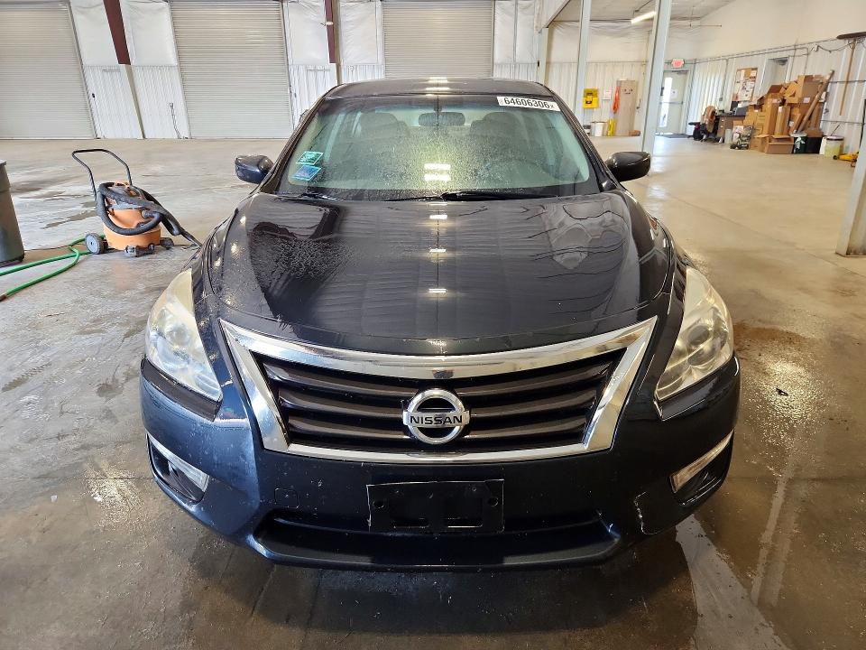 64606306 :رقم المزاد ، 1N4AL3AP3FC263458 vin ، 2015 Nissan Altima مزاد بيع
