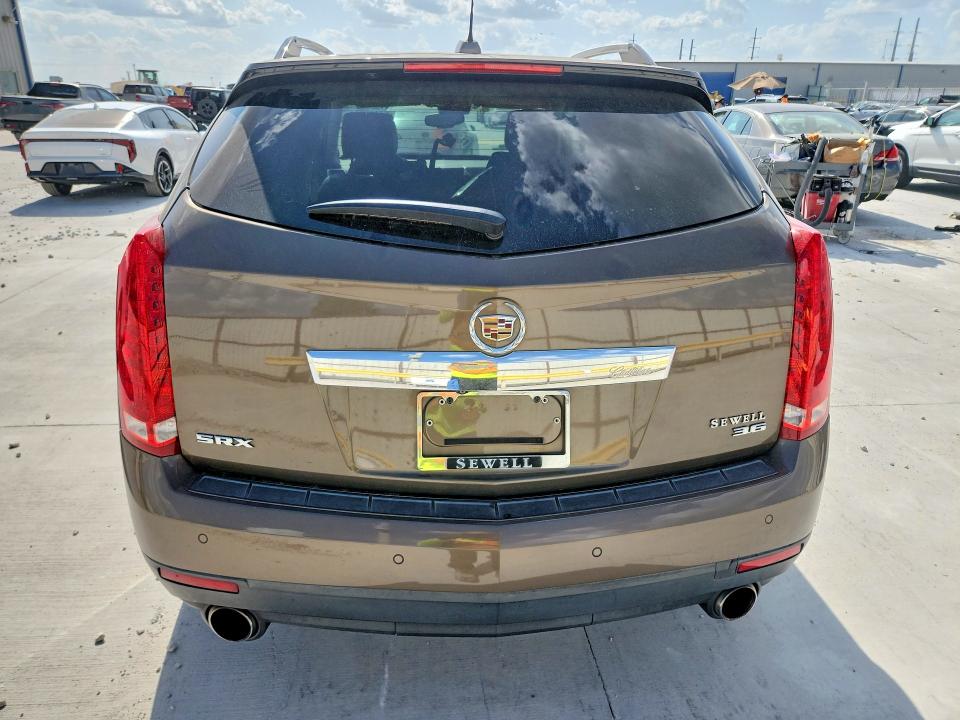 Продаж на аукціоні авто 2015 Cadillac Srx, vin: 3GYFNBE32FS605059, номер лоту: 64437526