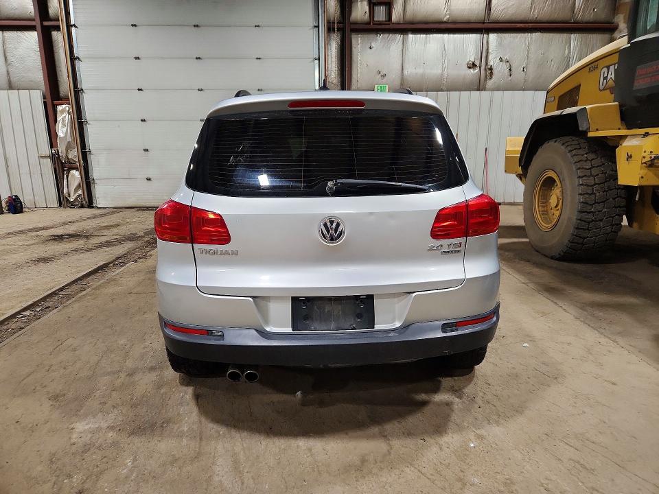 Продажа на аукционе авто 2015 Volkswagen Tiguan, vin: WVGBV7AX0FW585467, номер лота: 65416986