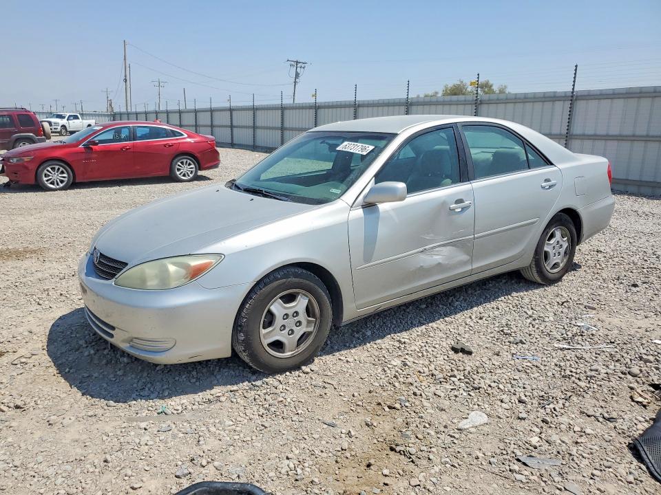 2002 Toyota Camry მანქანა იყიდება აუქციონზე, vin: 4T1BF32K22U020698, აუქციონის ნომერი: 63731796