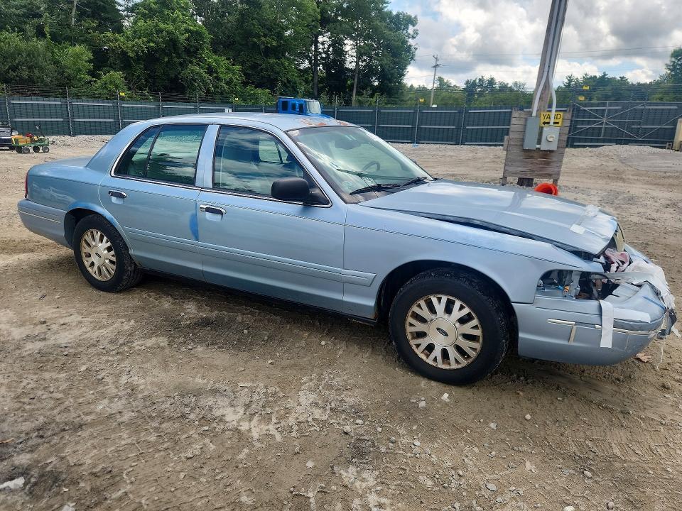 2004 Ford Crown Victoria მანქანა იყიდება აუქციონზე, vin: 2FAFP74W64X126003, აუქციონის ნომერი: 65197766