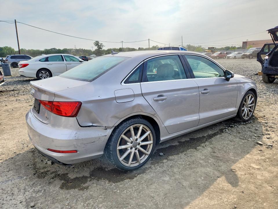 Продажа на аукционе авто 2015 Audi A3, vin: WAUCJGFF6F1081584, номер лота: 65016286