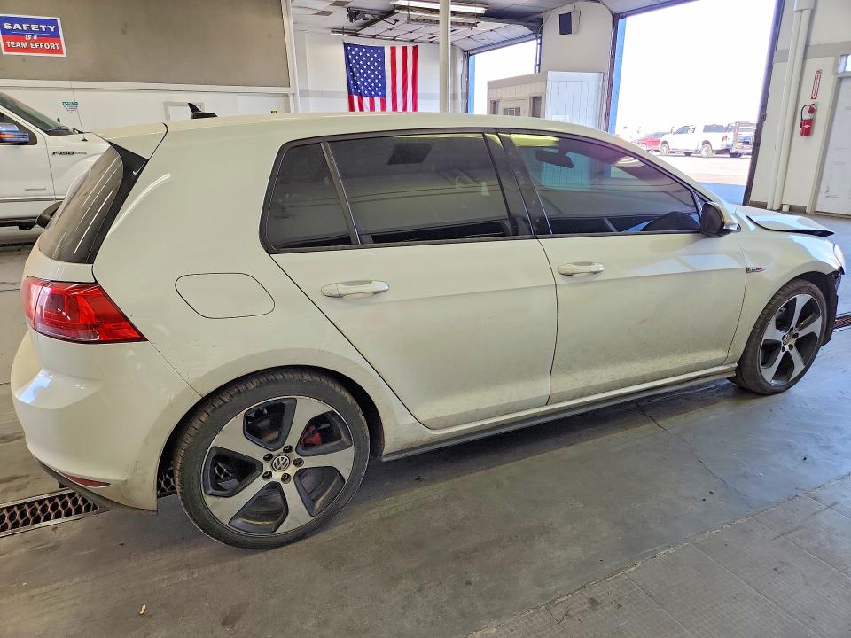 2016 Volkswagen Gti მანქანა იყიდება აუქციონზე, vin: 3VW5T7AU9GM007475, აუქციონის ნომერი: 64333216