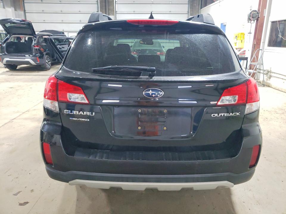 64767806 :رقم المزاد ، 4S4BRCSC4D3286720 vin ، 2013 Subaru Outback مزاد بيع