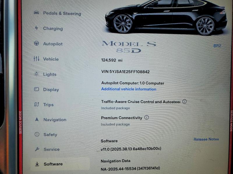 2015 Tesla Model S მანქანა იყიდება აუქციონზე, vin: 5YJSA1E25FF108842, აუქციონის ნომერი: 64070156