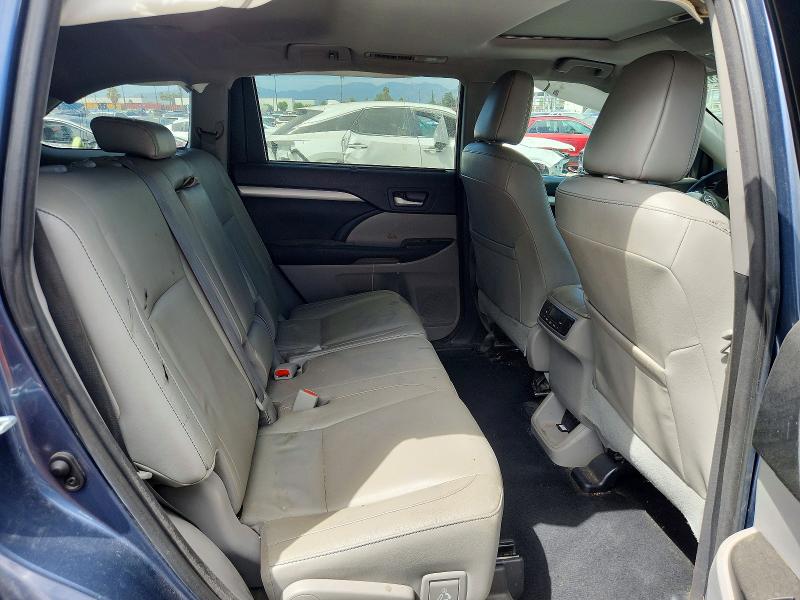2017 Toyota Highlander მანქანა იყიდება აუქციონზე, vin: 5TDKZRFH9HS510677, აუქციონის ნომერი: 63473356