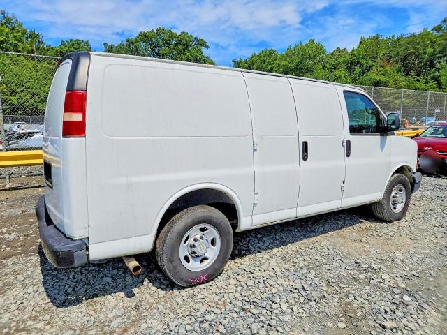 63546726 :رقم المزاد ، 1GCWGFBA5D1102392 vin ، 2013 Chevrolet Express G2500 مزاد بيع