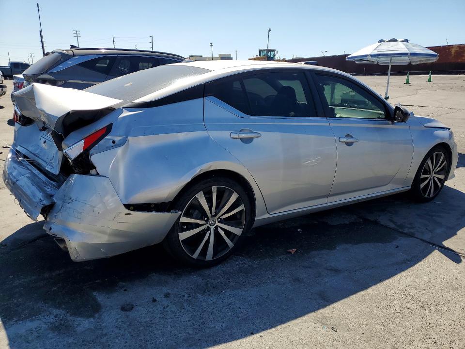 2020 Nissan Altima მანქანა იყიდება აუქციონზე, vin: 1N4BL4CVXLC134229, აუქციონის ნომერი: 65539046