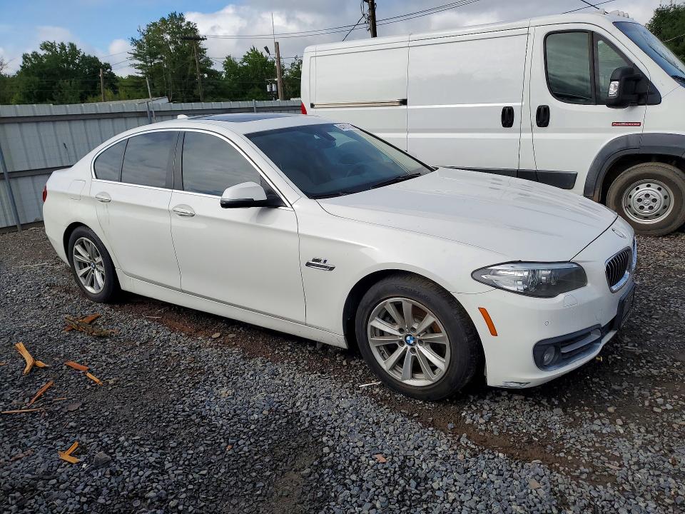 64797436 :رقم المزاد ، WBA5A5C56GD526477 vin ، 2016 Bmw 528 مزاد بيع