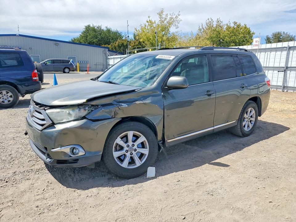 66653206 :رقم المزاد ، 5TDBK3EH3BS077402 vin ، 2011 Toyota Highlander مزاد بيع