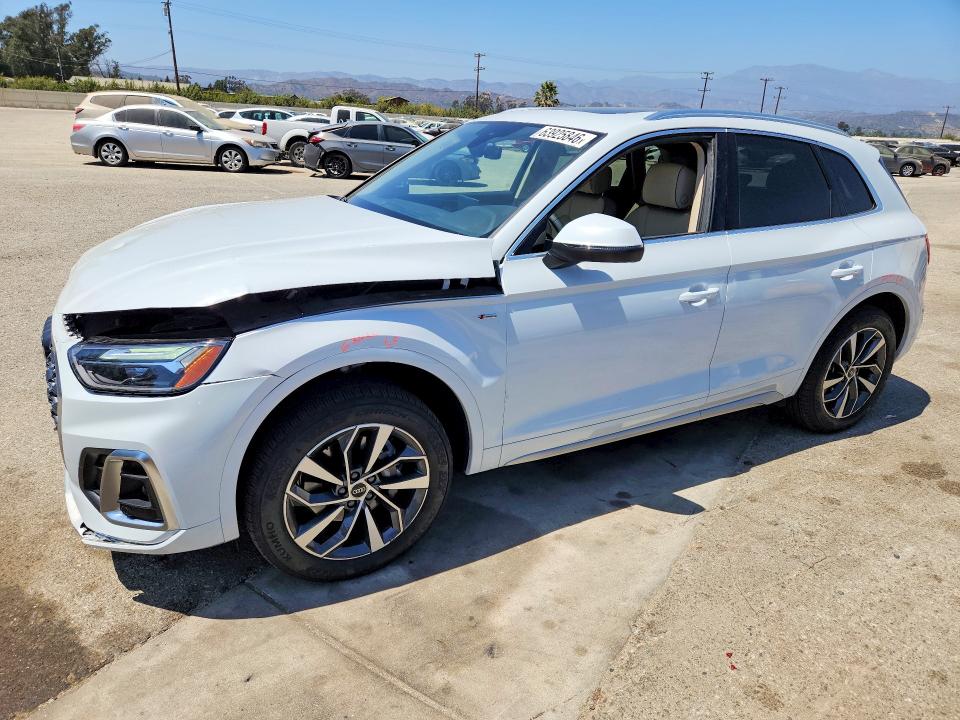 63925846 :رقم المزاد ، WA1EAAFYXP2151992 vin ، 2023 Audi Q5 مزاد بيع