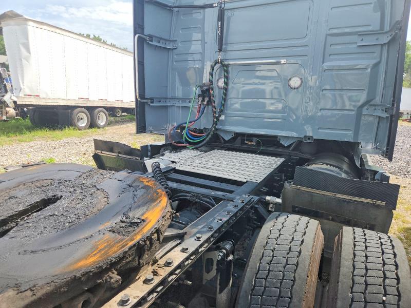 Продаж на аукціоні авто 2024 Volvo Vn, vin: 4V4NC9EH7RN641943, номер лоту: 63815146