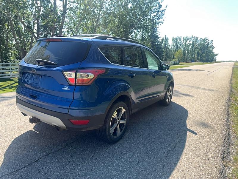 2017 Ford Escape მანქანა იყიდება აუქციონზე, vin: 1FMCU9G95HUA55909, აუქციონის ნომერი: 64071066