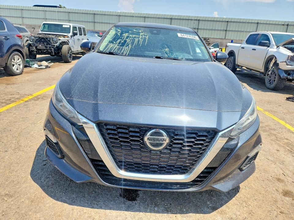 Продаж на аукціоні авто 2022 Nissan Altima, vin: 1N4BL4DV1NN397926, номер лоту: 64124596