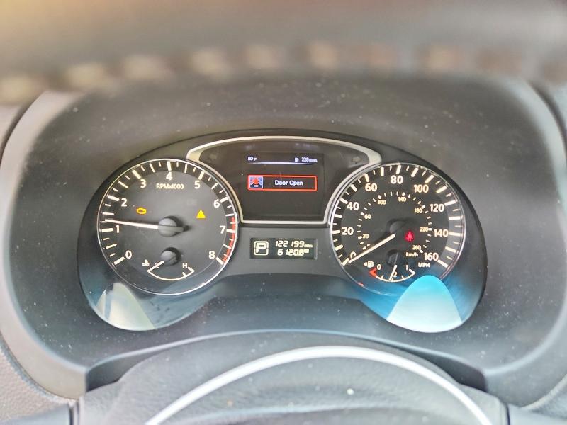 2015 Nissan Altima მანქანა იყიდება აუქციონზე, vin: 1N4AL3AP7FC197299, აუქციონის ნომერი: 63574766