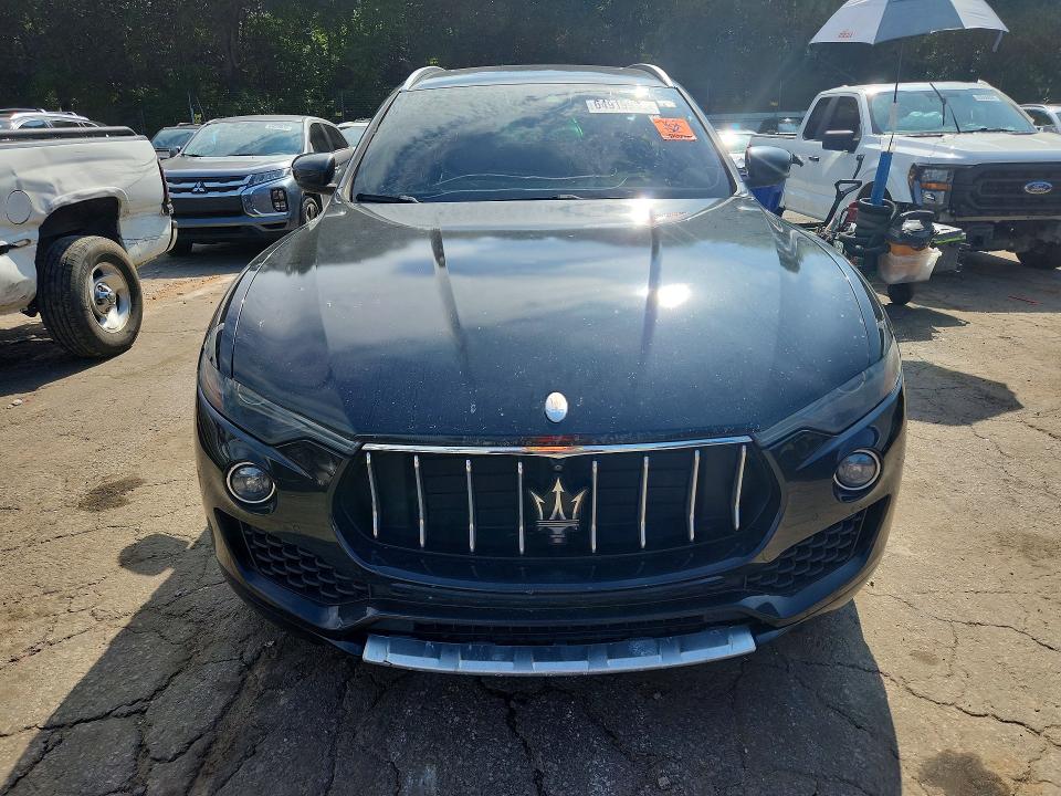 Продажа на аукционе авто 2017 Maserati Levante, vin: ZN661XUL9HX233266, номер лота: 64919996