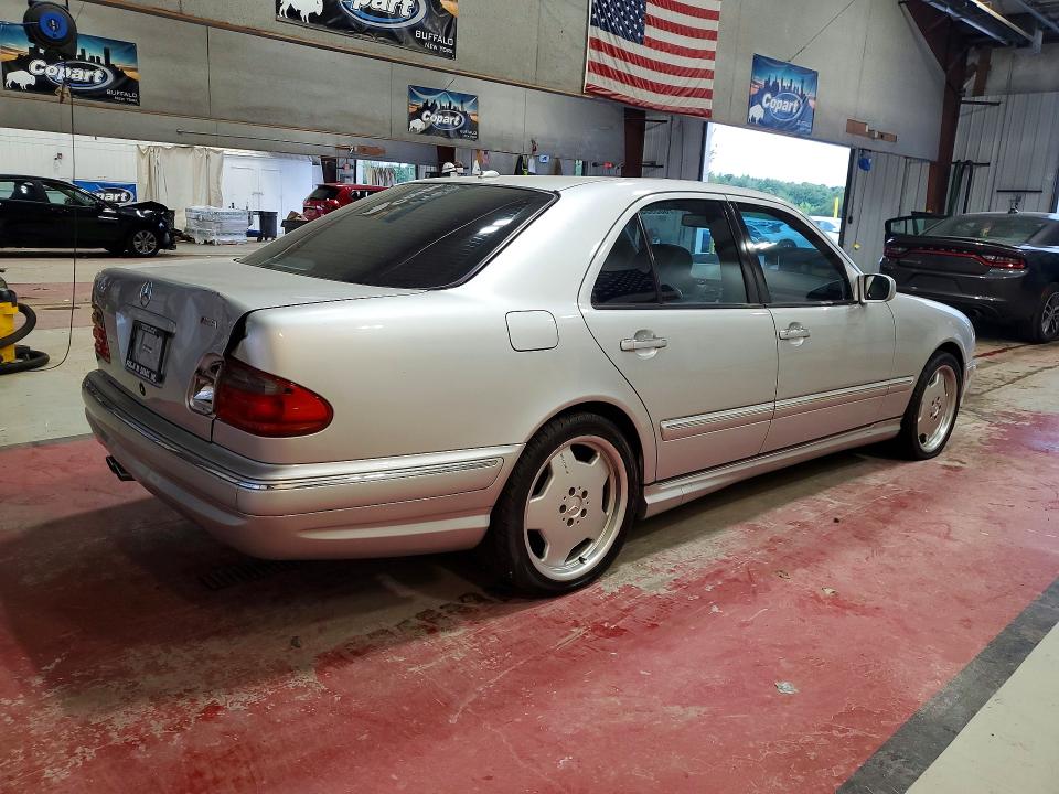 Продажа на аукционе авто 2001 Mercedes-benz E, vin: WDBJF74JX1B282408, номер лота: 66593306