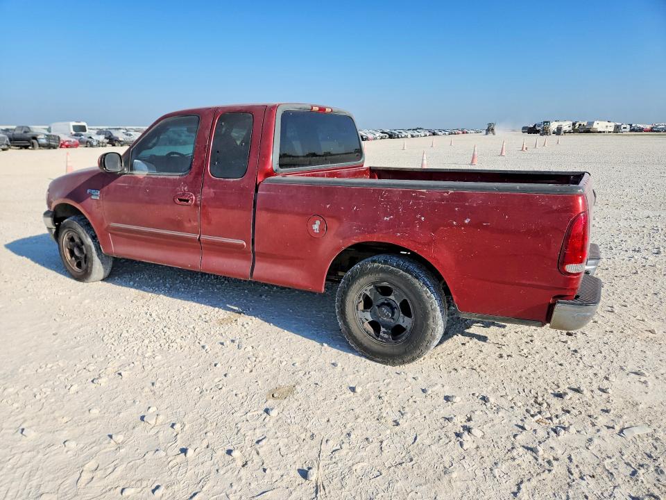 63672296 :رقم المزاد ، 1FTRX17L11NA09206 vin ، 2001 Ford F150 مزاد بيع