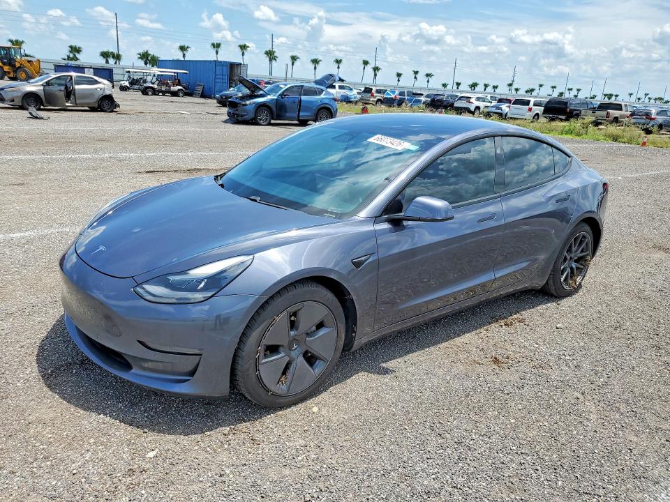 Продажа на аукционе авто 2021 Tesla Model 3, vin: 5YJ3E1EAXMF083076, номер лота: 66073426