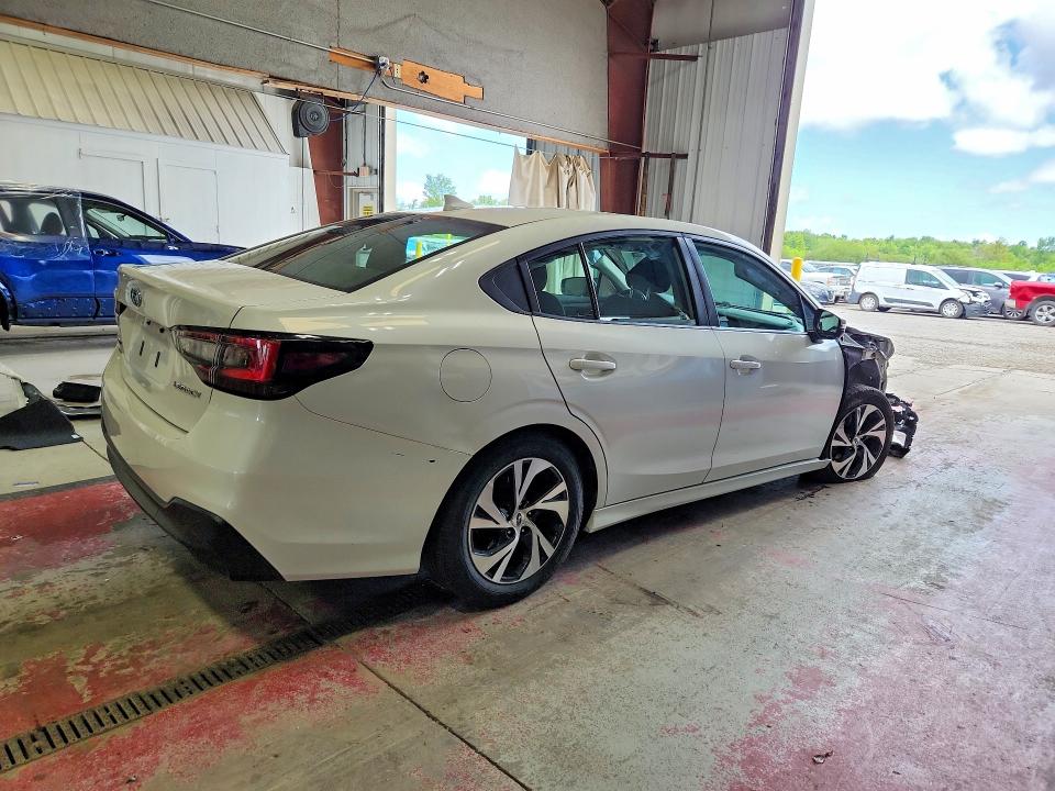 62856416 :رقم المزاد ، 4S3BWAF61P3009095 vin ، 2023 Subaru Legacy مزاد بيع