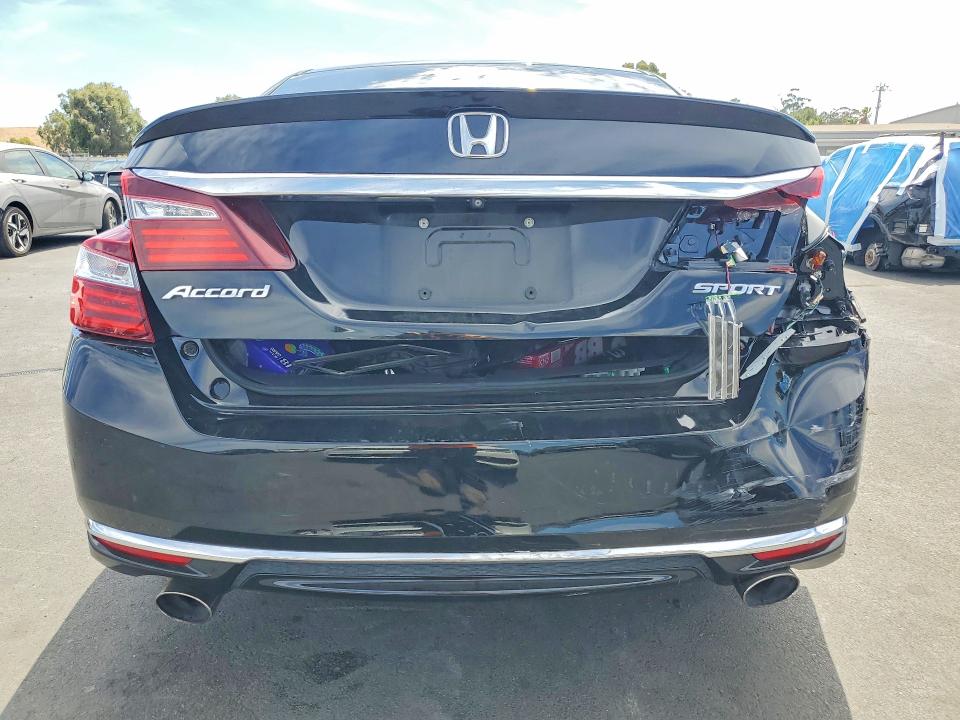 Продаж на аукціоні авто 2017 Honda Accord, vin: 1HGCR2F69HA081663, номер лоту: 65585726