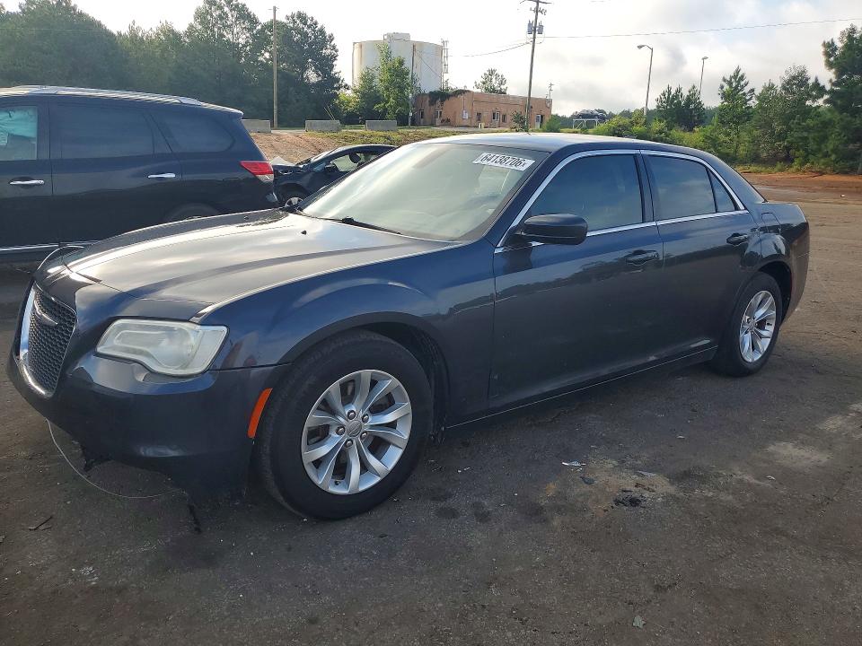 2015 Chrysler 300 მანქანა იყიდება აუქციონზე, vin: 2C3CCAAG8FH893713, აუქციონის ნომერი: 64138706