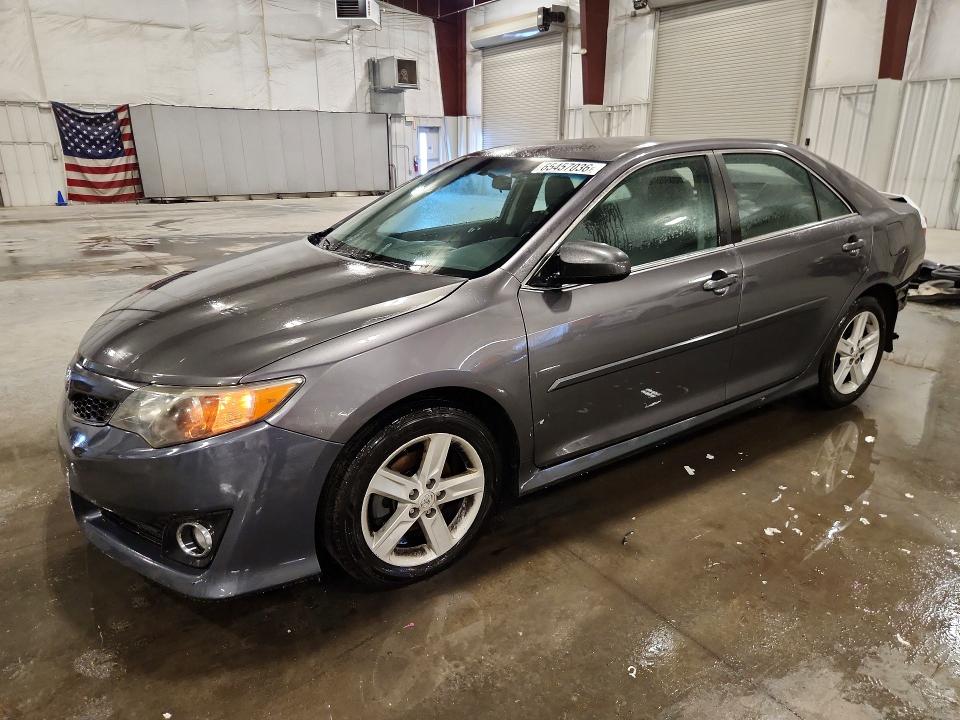 2014 Toyota Camry მანქანა იყიდება აუქციონზე, vin: 4T1BF1FK0EU465458, აუქციონის ნომერი: 65457036