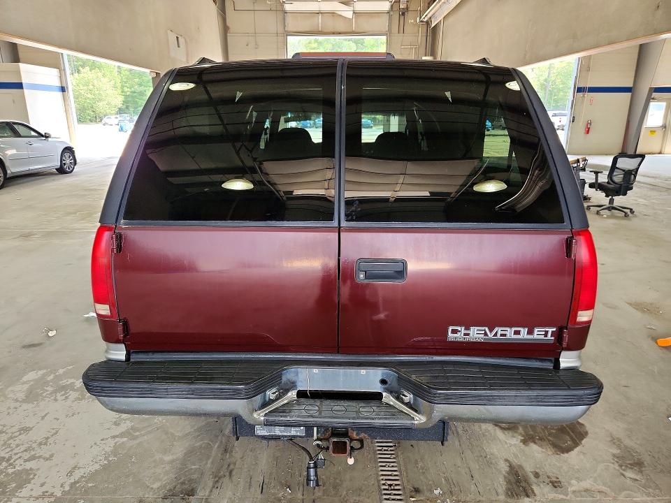 63720976 :رقم المزاد ، 1GNEC16R9XJ431912 vin ، 1999 Chevrolet Suburban مزاد بيع