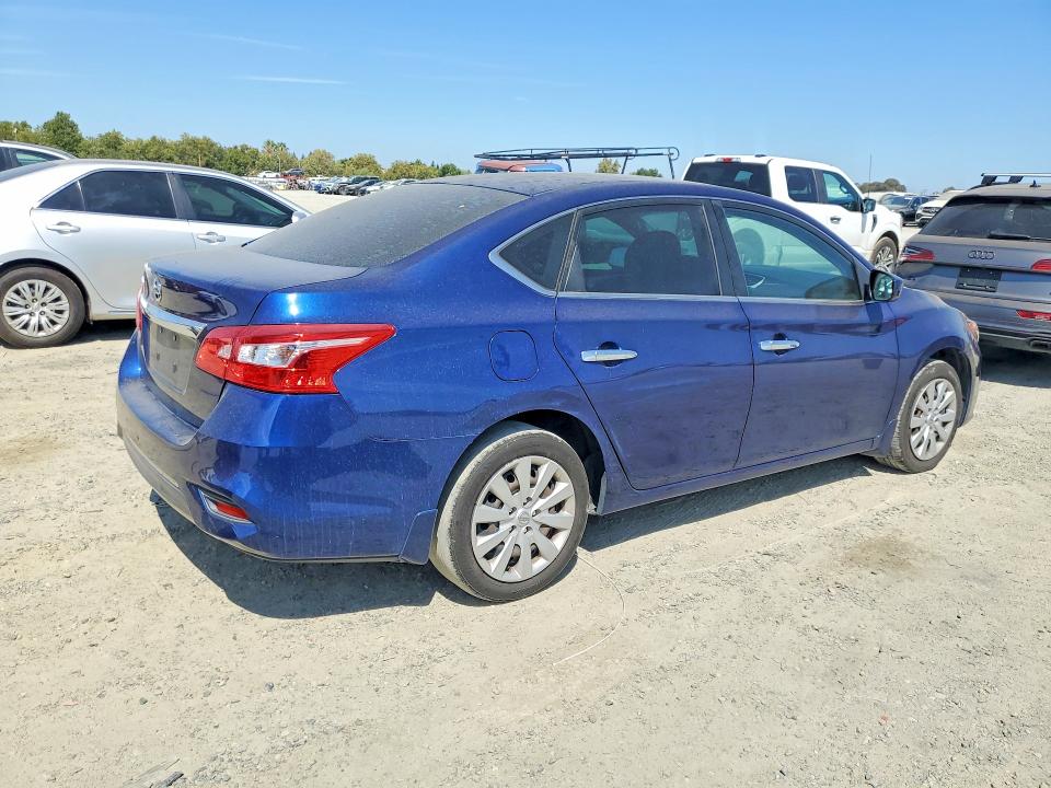 2017 Nissan Sentra მანქანა იყიდება აუქციონზე, vin: 3N1AB7AP5HY232519, აუქციონის ნომერი: 64460306