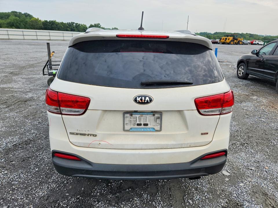 64712616 :رقم المزاد ، 5XYPG4A37HG285408 vin ، 2017 Kia Sorento مزاد بيع