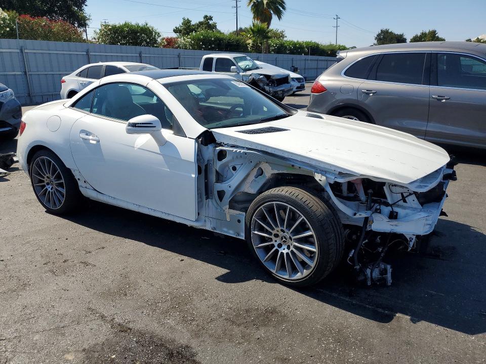 2020 Mercedes-benz Slc მანქანა იყიდება აუქციონზე, vin: WDDPK3JA7LF166198, აუქციონის ნომერი: 64932676