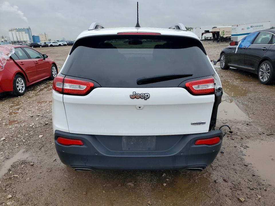 63877936 :رقم المزاد ، 1C4PJLCS5HW535084 vin ، 2017 Jeep Cherokee مزاد بيع