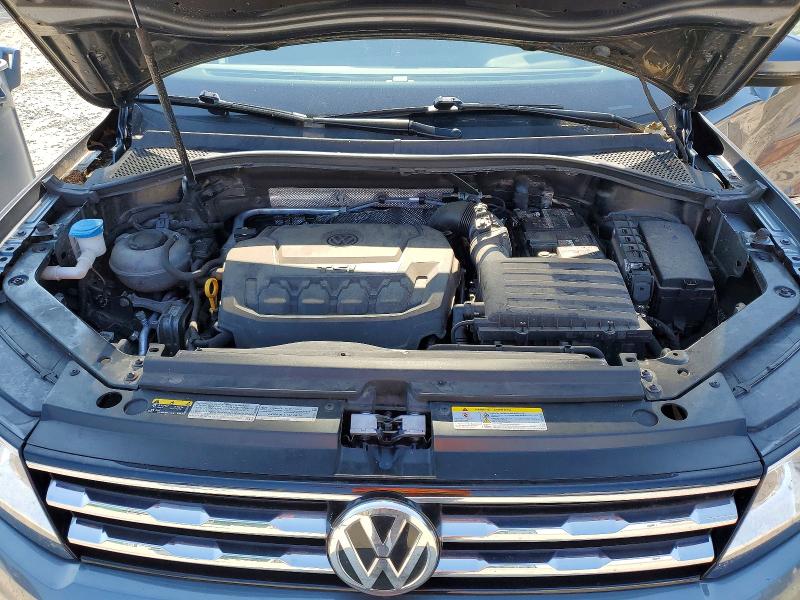 64862806 :رقم المزاد ، 3VV2B7AX8MM135030 vin ، 2021 Volkswagen Tiguan مزاد بيع