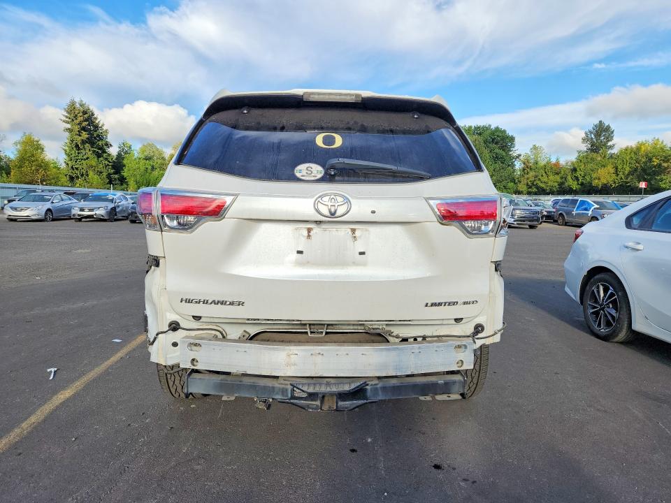66833846 :رقم المزاد ، 5TDDKRFH1FS151593 vin ، 2015 Toyota Highlander مزاد بيع