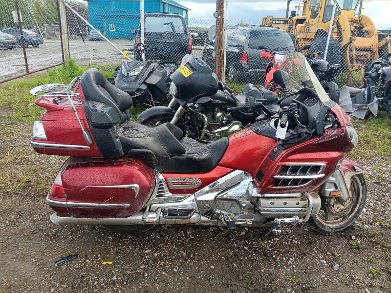 66263226 :رقم المزاد ، 1HFSC47G6AA901272 vin ، 2010 Honda Gl1800 مزاد بيع