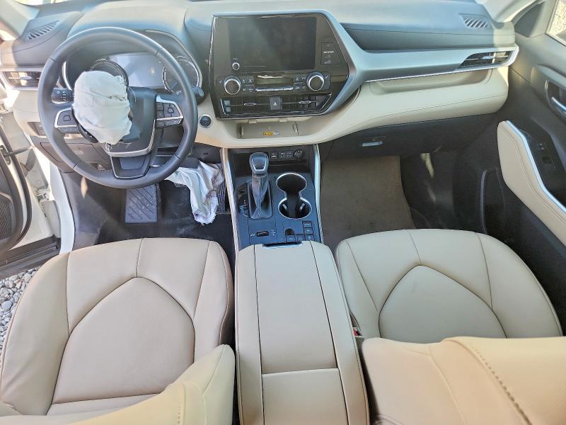 Продажа на аукционе авто 2025 Toyota Highlander Hybrid, vin: 5TDKBRCH5SS656381, номер лота: 64303546