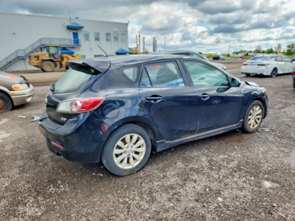 66609066 :رقم المزاد ، JM1BL1L53B1409300 vin ، 2011 Mazda 3 مزاد بيع