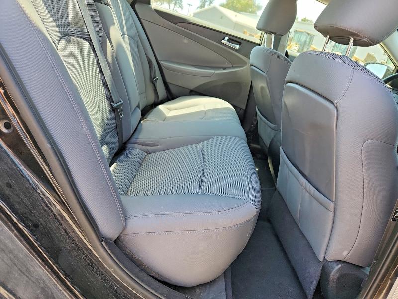 64700136 :رقم المزاد ، 5NPEB4ACXCH388376 vin ، 2012 Hyundai Sonata مزاد بيع